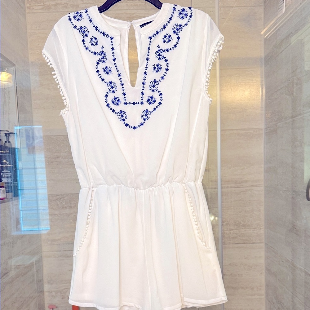 Atmosphere White Romper with Blue Embroidery